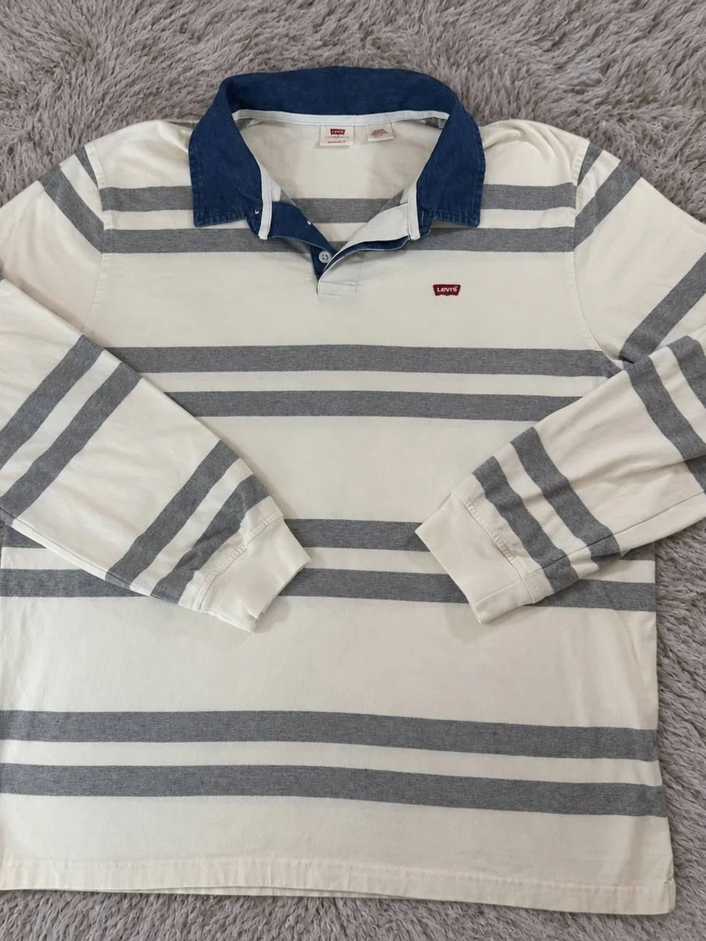 Levi's Men's Cream & Gray Striped Long-Sleeve Rugby with Blue Collar
